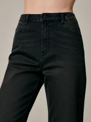 Conte Черные джинсы mom с высокой посадкой и квадратными карманами