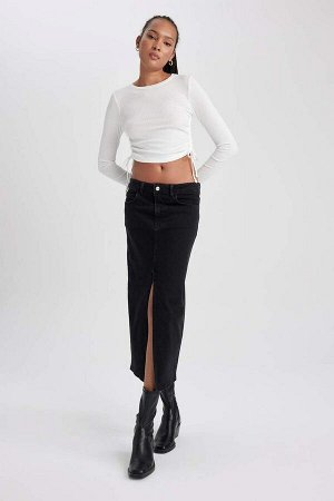 Длинная черная джинсовая юбка миди с разрезом