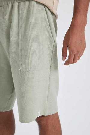 Облегающие шорты с эластичной резинкой на талии