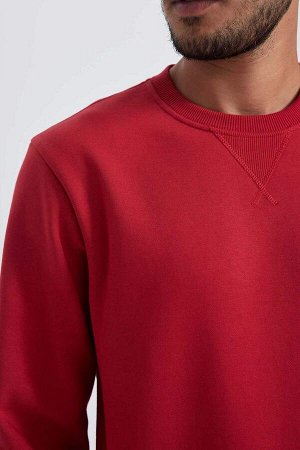 Базовый хлопковый красный свитшот обычного кроя с круглым вырезом