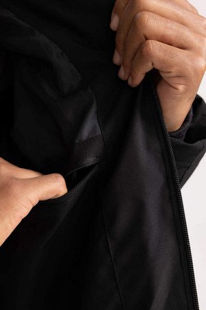 Водоотталкивающее пальто приталенного кроя с капюшоном DeFactoFit с подогревом