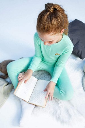 Пижамный комплект с длинными рукавами и радужным принтом для девочек