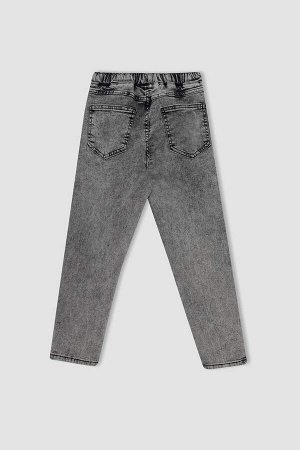 Джинсовые брюки объемного кроя для мальчиков