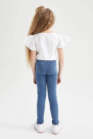 Узкие джинсовые брюки для девочек с декоративными карманами
