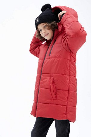 Длинное пальто с капюшоном на плюшевой подкладке для мальчика