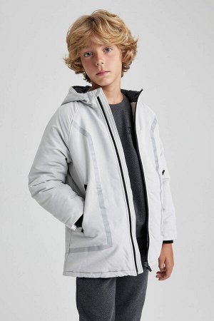 Водоотталкивающая куртка на флисовой подкладке с капюшоном и светоотражающим принтом для мальчиков, пальто
