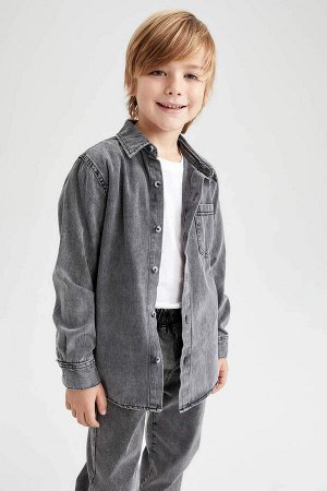 Джинсовая рубашка оверсайз с длинными рукавами для мальчика