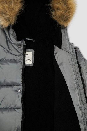 Водоотталкивающее пальто со съемным меховым капюшоном и флисовой подкладкой для мальчиков