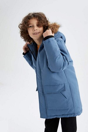 Длинное пальто с водоотталкивающим покрытием и флисовой подкладкой с капюшоном для мальчиков