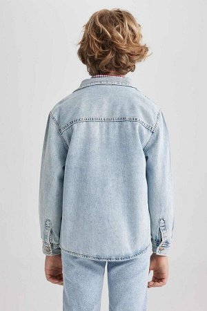 Джинсовая рубашка оверсайз с длинными рукавами для мальчика