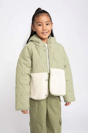 Стеганое пальто с капюшоном для девочек на флисовой подкладке