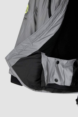 Лыжная куртка с водоотталкивающим покрытием и светоотражающей плюшевой подкладкой для мальчика