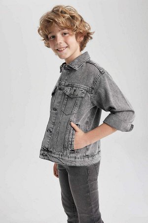 Джинсовая куртка с воротником-поло для мальчика