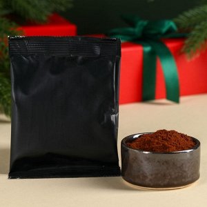 Подарочный набор «Пусть Новый год подарит сказку»: чай зелёный с жасмином 50 г., кофе молотый 50 г., конфеты с начинкой 50 г.