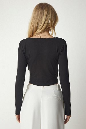 Женская черная трикотажная укороченная блузка с V-образным вырезом из гипюра TO00113