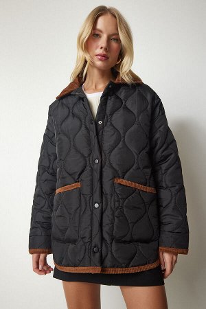 Женское черное стеганое пальто с воротником-поло и карманами DZ00096
