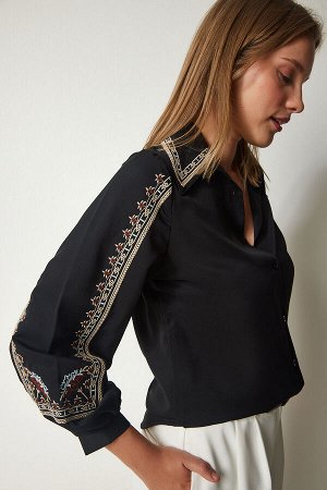 Женская черная стильная рубашка с объемными рукавами и вышивкой DX00013