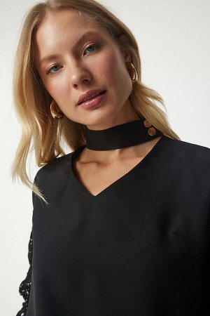 Женская черная стильная блузка с гипюровыми рукавами TO00092
