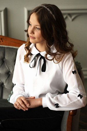 Блузка из высококачественного трикотажа качества пенье