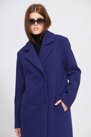 Пальто Пальто EOLA  2467
Состав	ПАН - 60%, ПА - 40% Подкладка: ПЭ - 100%
Пальто выполнено из пальтовой ткани. Пальто прямого силуэта, длиной ниже середины икры.  Спереди лацканы и застежка центральная
