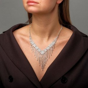 Колье «Искры» подвески, белое в серебре, 30 см