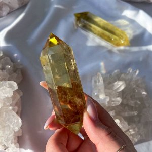 Кристалл двухконечный из Цитрина