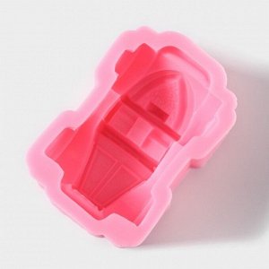 Силиконовый молд Доляна «Машинка», 9,9x6,6x3,9 см, цвет розовый