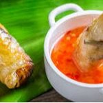 Вьетнамская кухня-чипсы, бумага, лапша