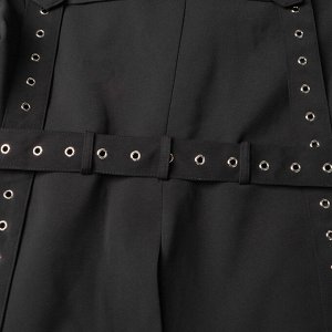 Пиджак Однобортный пиждак с поясом

Черный, отделка металлическими люверсами, серебристая фурнитура, ремень на талии, заостренные лацканы, застежка на пуговицах спереди, застежка на пряжке, длинные ру
