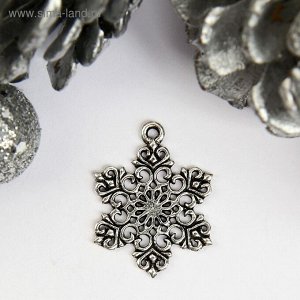Декор для творчества металл "Снежинка ажурная" серебро 2,2х1,7 см   4290361