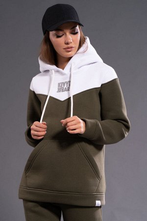 Костюм Костюм Kivviwear 3052305307 хаки 
Состав: ПЭ-26%; Хлопок-70%; Эластан-4%;
Сезон: Осень-Зима
Рост: 170

Худи с двухцветным дизайном привлекает внимание благодаря отделочной кокетке. Она добавля