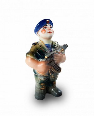 Фарфоровая елочная игрушка "Солдат ВДВ"