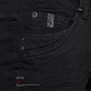 374518, Black