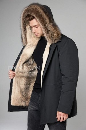 Мужская зимняя куртка на мехе волка
