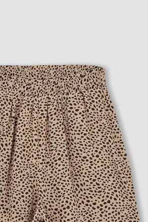 Вискозные шорты обычного кроя с леопардовым узором и карманами