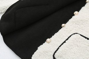 Женская куртка-тедди свободная, цвет белый с черным