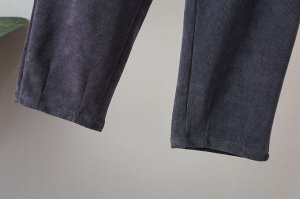 Женские тонкие штаны PLUS SIZE с защипами снизу, цвет темно-серый
