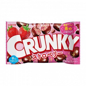 Шоколадное драже Crunky с КЛУБНИЧНОЙ НАЧИНКОЙ, Lotte,  32 гр.