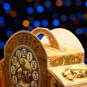 Подарочная новогодняя коробка «Каминные часы», 24x8.5x18.5 см