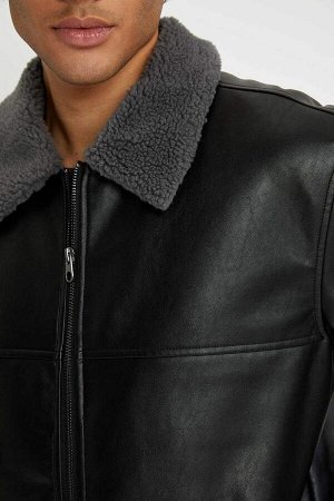 Водоотталкивающая куртка стандартного кроя с рубашечным воротником Пальто из искусственной кожи