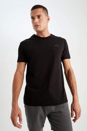 Спортивная футболка стандартного кроя DeFactoFit с круглым вырезом и короткими рукавами из 100% хлопка