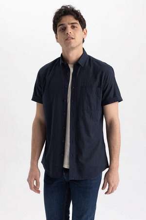 Базовая рубашка приталенного кроя из 100% хлопка с короткими рукавами
