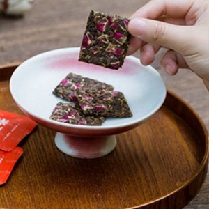 Юньнаньский пуэр с китайской розой, 1шт/6гр