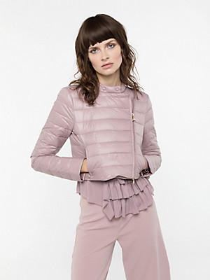 Жакет Color: CLOUD ROSE
Color: Black