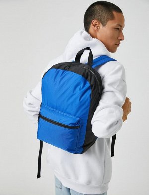 Мужской базовый рюкзак с цветными блоками и несколькими отделениями на молнии