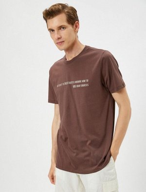 Хлопковая футболка с принтом с надписью Slim Fit с круглым вырезом