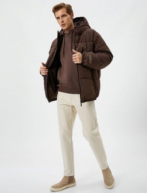 Куртка-пуховик, с капюшоном, с карманами, на молнии