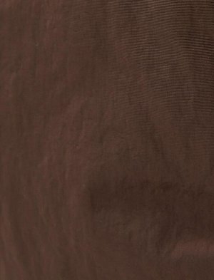 Куртка-пуховик Воротник-стойка Карман на молнии Подробный принт с надписью