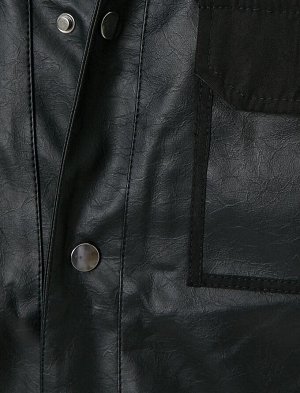 Кожаная куртка с клапанами, двойными карманами, классический воротник с кнопками