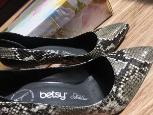 Туфли на каблуке Betsy